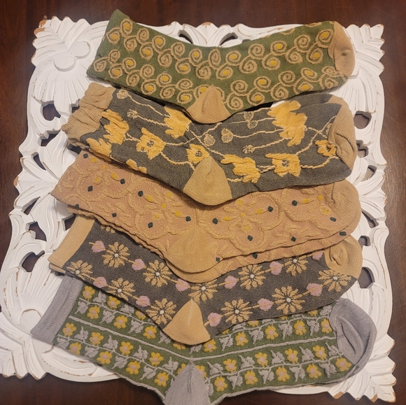 Women Floral Socks One Size / 5 pairs - Picture 7 of 9